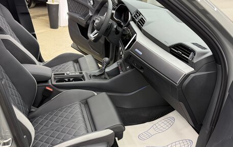 Audi Q3, 2025 год, 5 300 000 рублей, 32 фотография