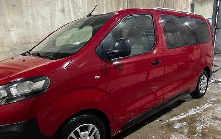 Opel Vivaro, 2019 год, 2 150 000 рублей, 6 фотография