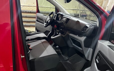 Opel Vivaro, 2019 год, 2 150 000 рублей, 11 фотография