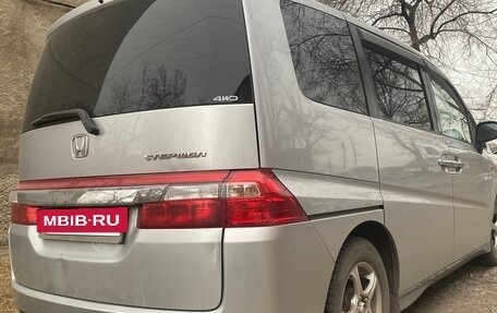 Honda Stepwgn III, 2007 год, 1 150 000 рублей, 4 фотография