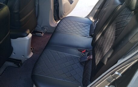 Honda Insight II рестайлинг, 2009 год, 730 000 рублей, 3 фотография