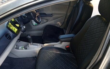 Honda Insight II рестайлинг, 2009 год, 730 000 рублей, 11 фотография