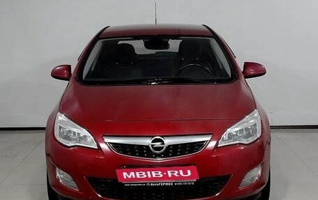 Opel Astra J, 2011 год, 640 000 рублей, 2 фотография