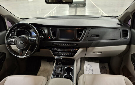 KIA Carnival III, 2019 год, 2 995 000 рублей, 17 фотография