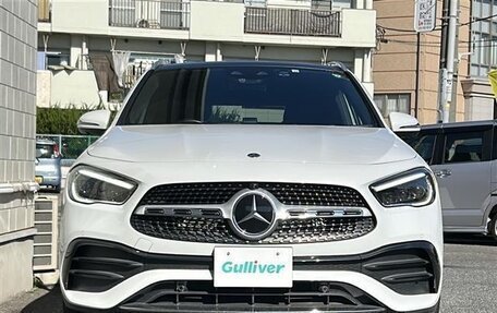 Mercedes-Benz GLA, 2022 год, 1 990 000 рублей, 2 фотография