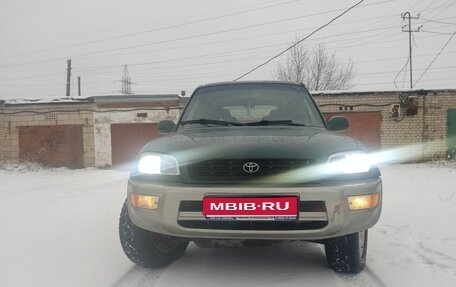 Toyota RAV4, 1998 год, 430 000 рублей, 1 фотография