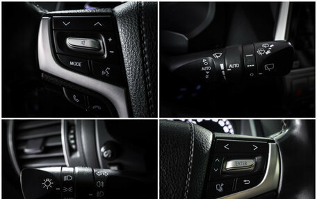 Toyota Land Cruiser Prado 150 рестайлинг 2, 2018 год, 3 990 000 рублей, 19 фотография