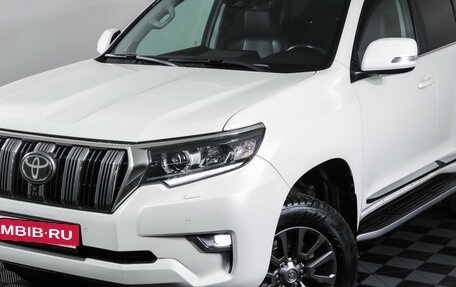 Toyota Land Cruiser Prado 150 рестайлинг 2, 2018 год, 3 990 000 рублей, 26 фотография