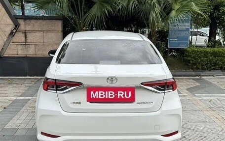 Toyota Corolla, 2022 год, 1 650 000 рублей, 5 фотография