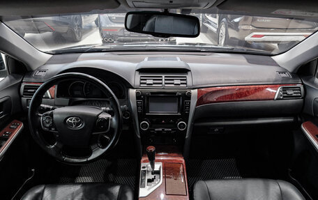 Toyota Camry, 2014 год, 1 695 000 рублей, 17 фотография