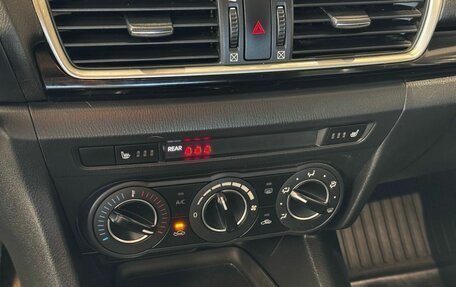 Mazda 3, 2014 год, 1 075 000 рублей, 16 фотография