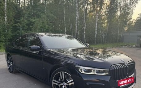 BMW 7 серия, 2018 год, 4 999 999 рублей, 2 фотография