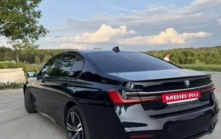 BMW 7 серия, 2018 год, 4 999 999 рублей, 3 фотография