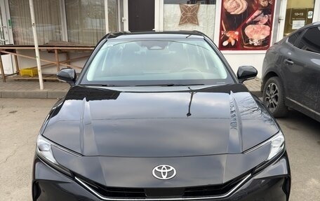 Toyota Camry, 2024 год, 3 950 000 рублей, 1 фотография