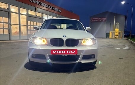 BMW 1 серия, 2009 год, 1 780 000 рублей, 4 фотография