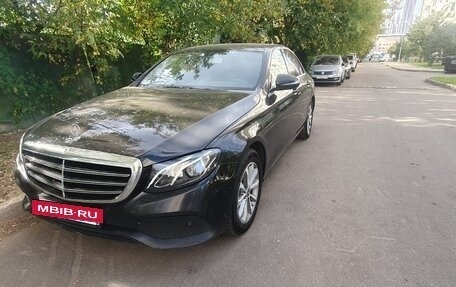Mercedes-Benz E-Класс, 2019 год, 1 650 000 рублей, 2 фотография