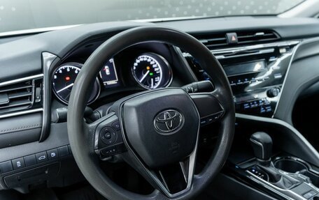 Toyota Camry, 2018 год, 2 040 000 рублей, 11 фотография