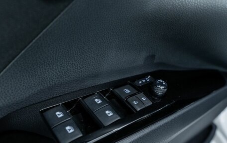 Toyota Camry, 2018 год, 2 040 000 рублей, 16 фотография