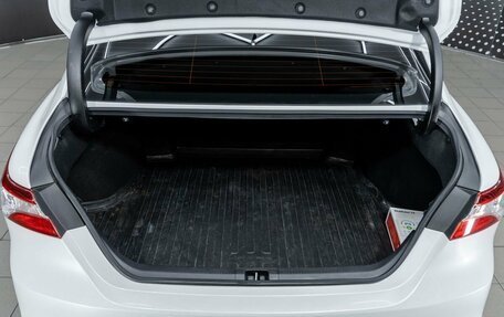 Toyota Camry, 2018 год, 2 040 000 рублей, 26 фотография