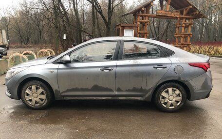 Hyundai Solaris II рестайлинг, 2018 год, 890 000 рублей, 8 фотография