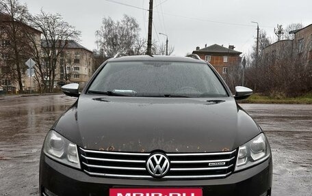 Volkswagen Passat B7, 2014 год, 1 050 000 рублей, 2 фотография