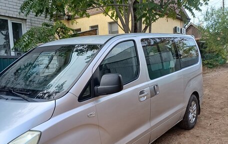 Hyundai Grand Starex Grand Starex I рестайлинг 2, 2008 год, 1 200 000 рублей, 4 фотография