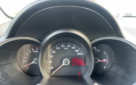 KIA Picanto II, 2012 год, 748 000 рублей, 19 фотография