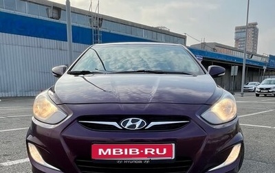 Hyundai Solaris II рестайлинг, 2012 год, 825 000 рублей, 1 фотография