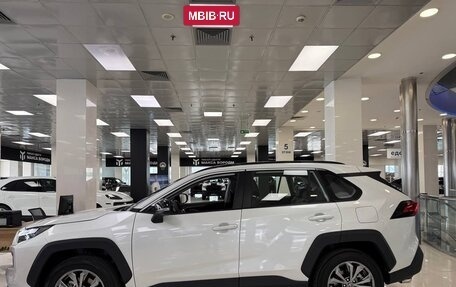 Toyota RAV4, 2025 год, 3 800 000 рублей, 3 фотография