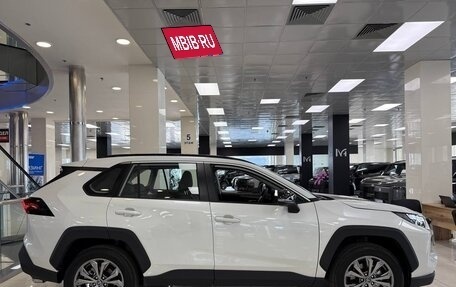 Toyota RAV4, 2025 год, 3 800 000 рублей, 4 фотография