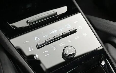 Porsche Cayenne III, 2025 год, 13 500 000 рублей, 17 фотография