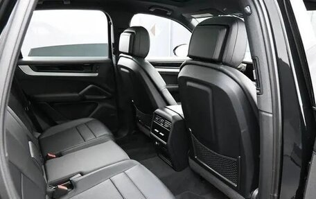 Porsche Cayenne III, 2025 год, 13 500 000 рублей, 23 фотография