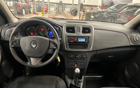 Renault Sandero II рестайлинг, 2014 год, 800 000 рублей, 3 фотография