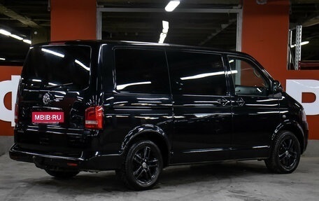 Volkswagen Multivan T5, 2010 год, 2 198 000 рублей, 5 фотография