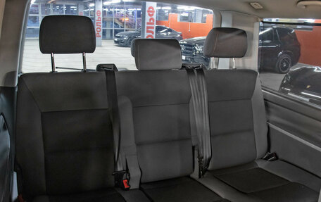 Volkswagen Multivan T5, 2010 год, 2 198 000 рублей, 14 фотография