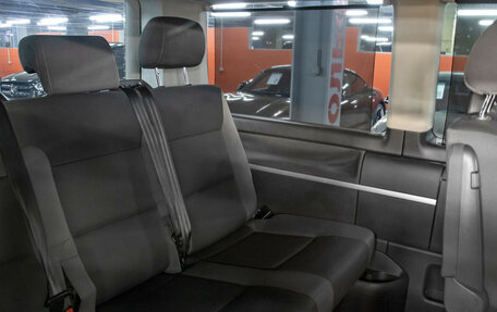 Volkswagen Multivan T5, 2010 год, 2 198 000 рублей, 13 фотография