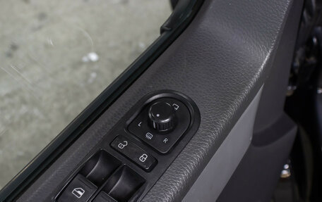 Volkswagen Multivan T5, 2010 год, 2 198 000 рублей, 23 фотография