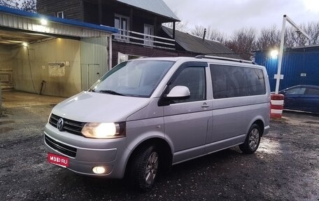 Volkswagen Multivan T5, 2012 год, 2 000 000 рублей, 1 фотография