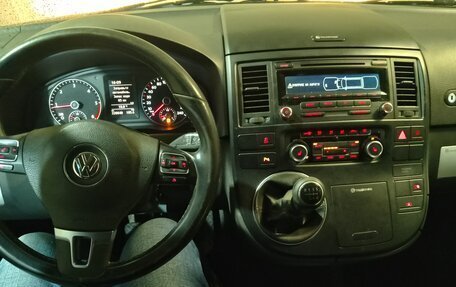 Volkswagen Multivan T5, 2012 год, 2 000 000 рублей, 6 фотография