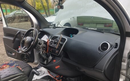 Renault Kangoo II рестайлинг, 2013 год, 690 000 рублей, 3 фотография