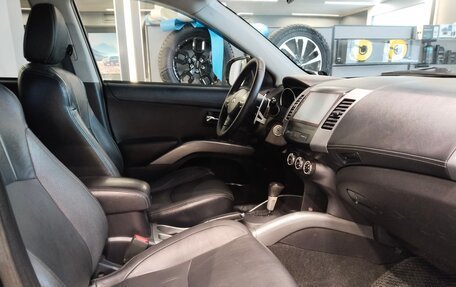 Mitsubishi Outlander III рестайлинг 3, 2010 год, 1 149 000 рублей, 8 фотография