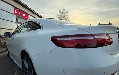 Mercedes-Benz E-Класс, 2017 год, 3 400 000 рублей, 4 фотография