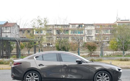 Mazda 3, 2021 год, 1 920 000 рублей, 4 фотография