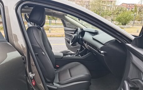 Mazda 3, 2021 год, 1 920 000 рублей, 13 фотография