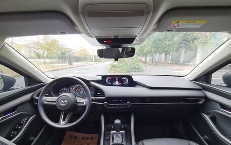 Mazda 3, 2021 год, 1 920 000 рублей, 14 фотография
