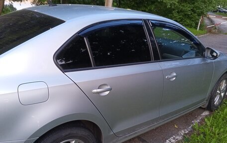 Volkswagen Jetta VI, 2013 год, 840 000 рублей, 2 фотография