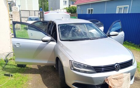 Volkswagen Jetta VI, 2013 год, 840 000 рублей, 5 фотография