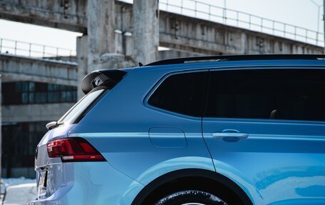 Volkswagen Tiguan II, 2019 год, 3 100 000 рублей, 2 фотография