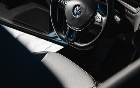 Volkswagen Tiguan II, 2019 год, 3 100 000 рублей, 14 фотография