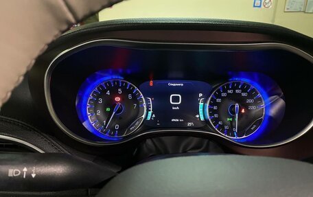 Chrysler Pacifica (RU), 2019 год, 3 950 000 рублей, 15 фотография